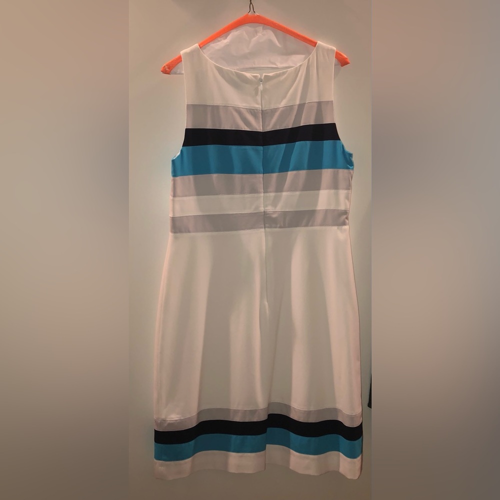 White House Black Market Blue, black and White Sleeveless Shift Dress - Picture 3 of 3